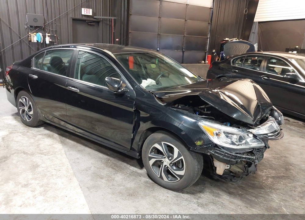 2017 HONDA ACCORD LX VIN: 1HGCR2F33HA224192