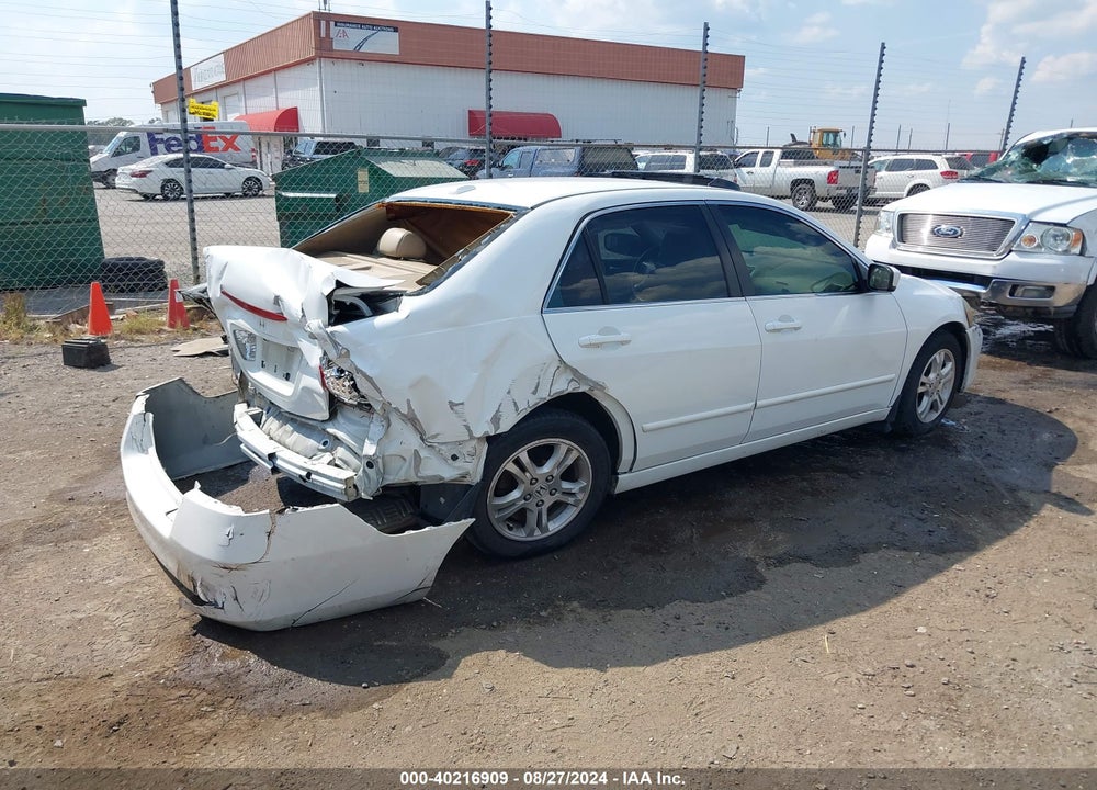 2007 HONDA ACCORD 2.4 EX VIN: 1HGCM568X7A111818