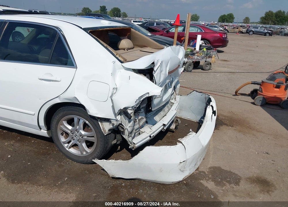 2007 HONDA ACCORD 2.4 EX VIN: 1HGCM568X7A111818