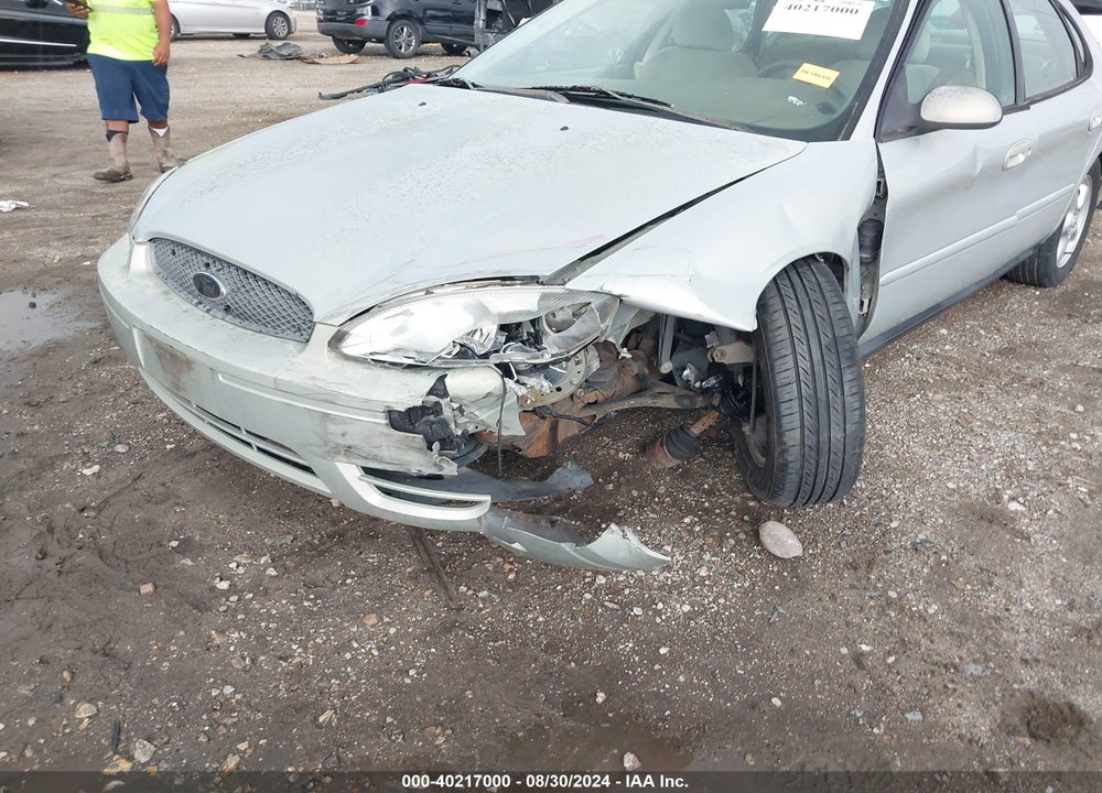 2004 FORD TAURUS SE VIN: 1FAFP53UX4A112912