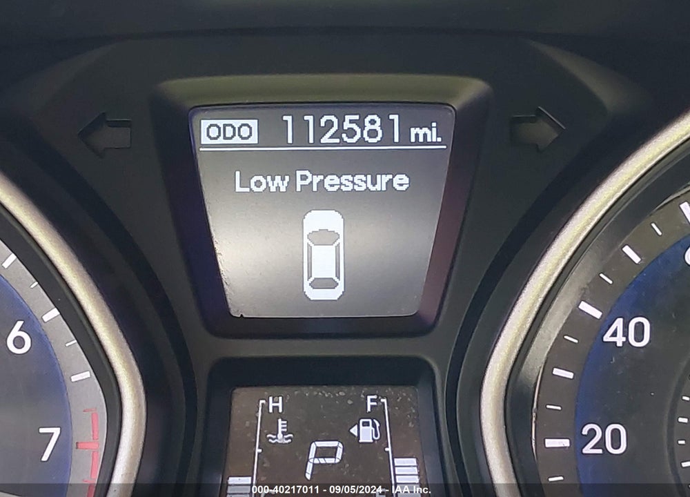 2017 HYUNDAI ELANTRA GT VIN: KMHD35LH8HU380843