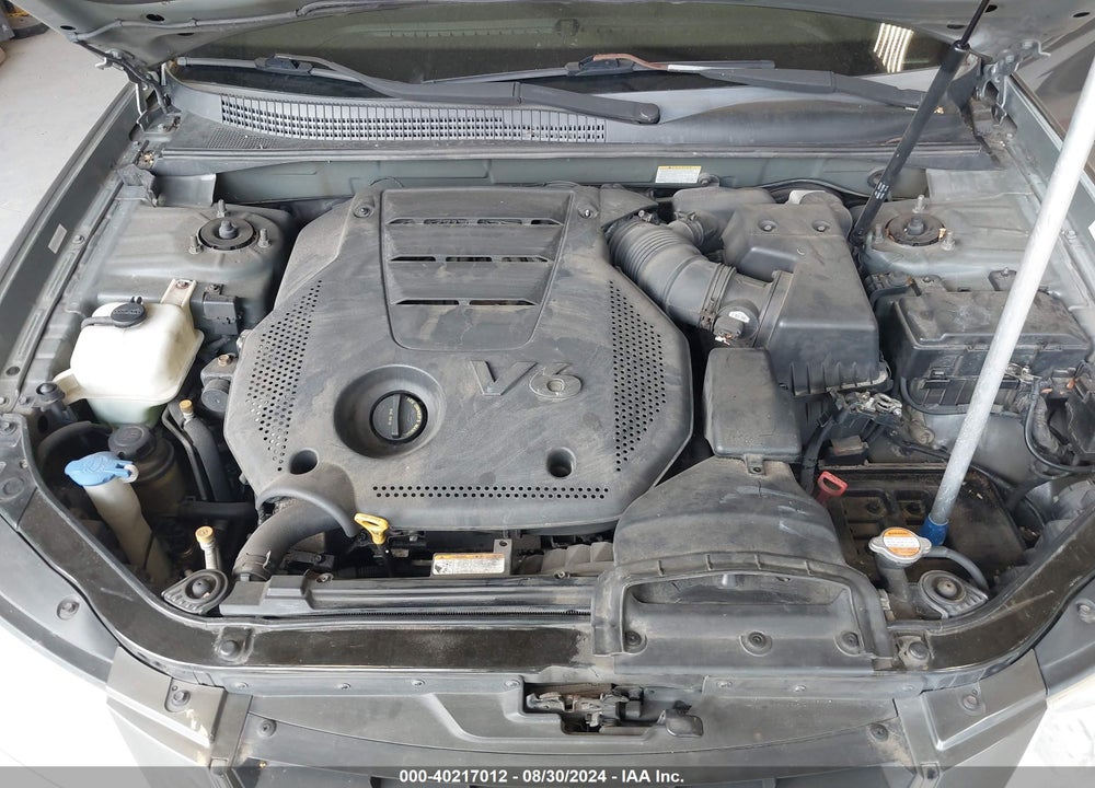 2010 HYUNDAI SONATA LIMITED V6 VIN: 5NPEU4AF9AH640085