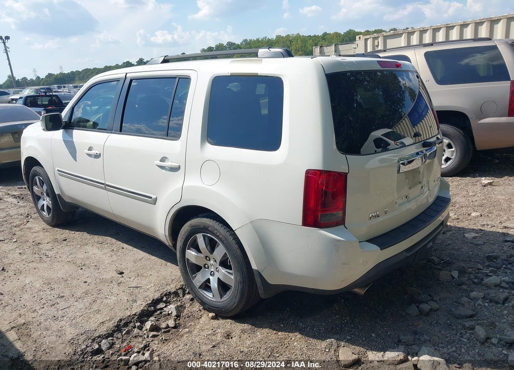 2013 HONDA PILOT TOURING VIN: 5FNYF3H98DB026374