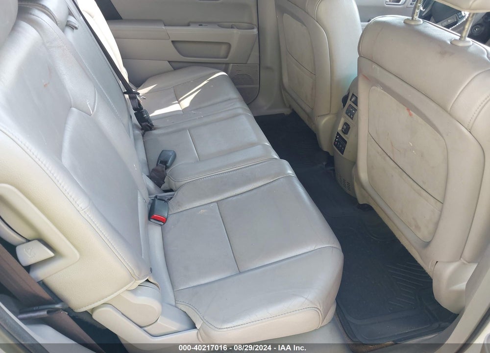 2013 HONDA PILOT TOURING VIN: 5FNYF3H98DB026374