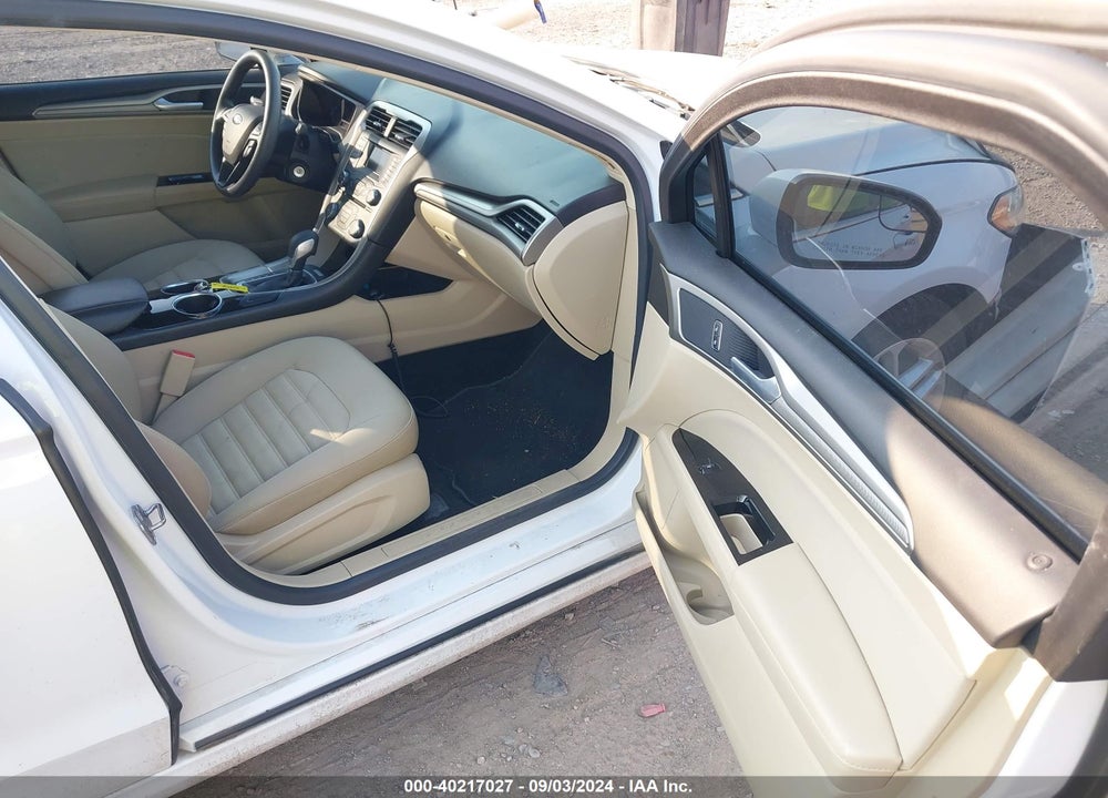 2013 FORD FUSION SE VIN: 3FA6P0H74DR170364