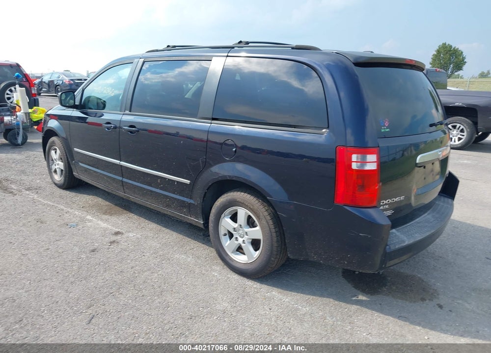 2010 DODGE GRAND CARAVAN SXT VIN: 2D4RN5DX4AR147400