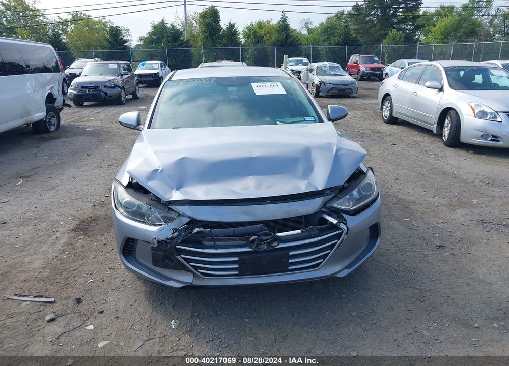 2017 HYUNDAI ELANTRA SE VIN: 5NPD74LF3HH165219