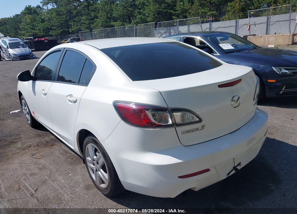 2013 MAZDA 3 I SPORT VIN: JM1BL1UP9D1849413