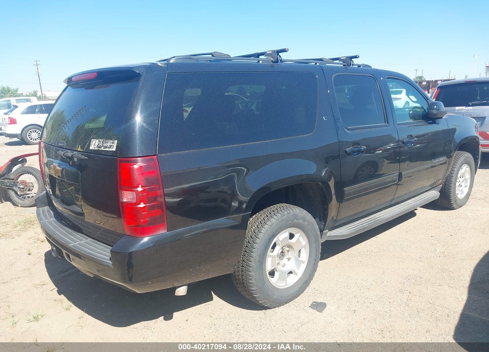 2014 CHEVROLET SUBURBAN 1500 LT VIN: 1GNSKJE75ER122796