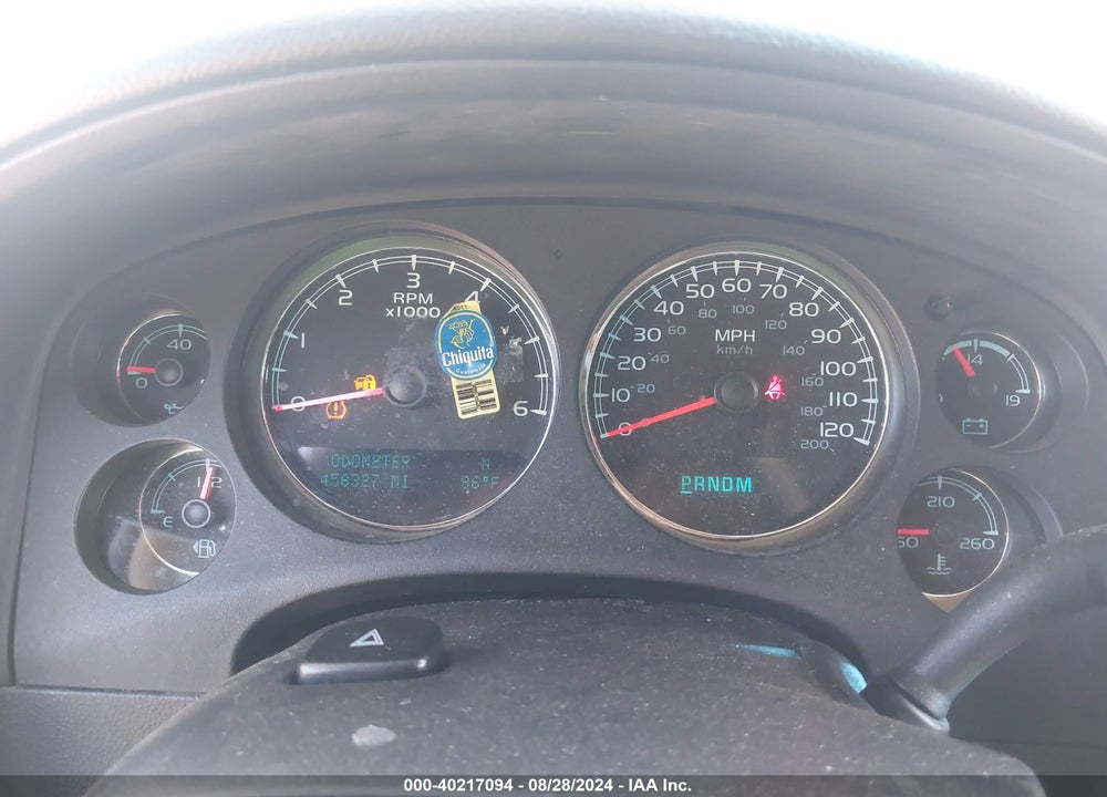 2014 CHEVROLET SUBURBAN 1500 LT VIN: 1GNSKJE75ER122796