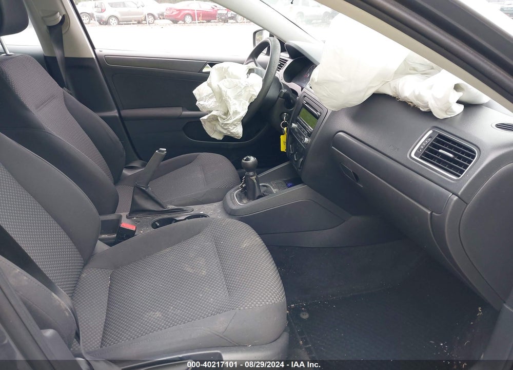 2012 VOLKSWAGEN JETTA 2.0L S VIN: 3VW1K7AJ8CM310877