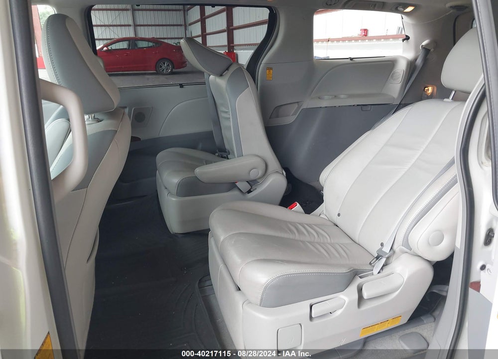 2014 TOYOTA SIENNA LIMITED 7 PASSENGER VIN: 5TDDK3DC3ES087222