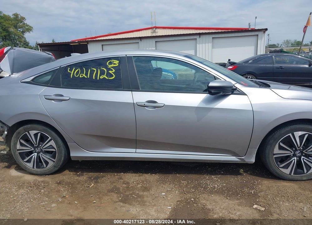 2017 HONDA CIVIC EX-T VIN: 19XFC1E39HE026755