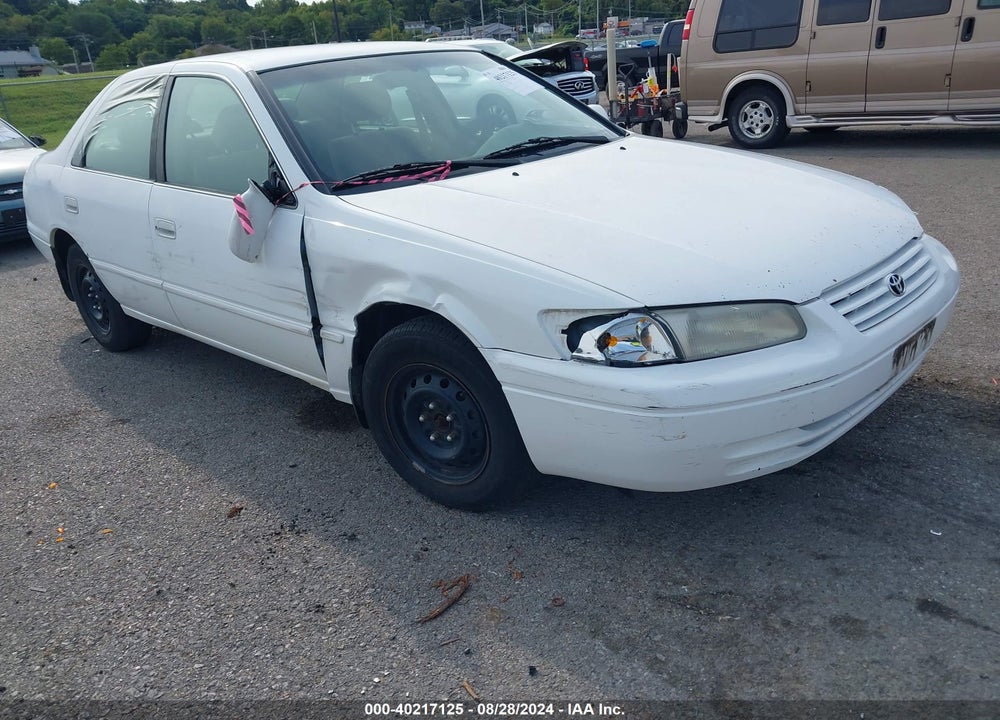 1999 TOYOTA CAMRY LE VIN: 4T1BG22K6XU868064