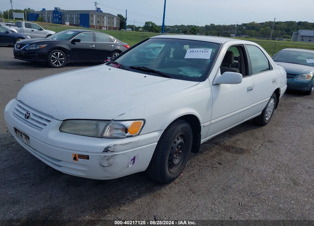 1999 TOYOTA CAMRY LE VIN: 4T1BG22K6XU868064