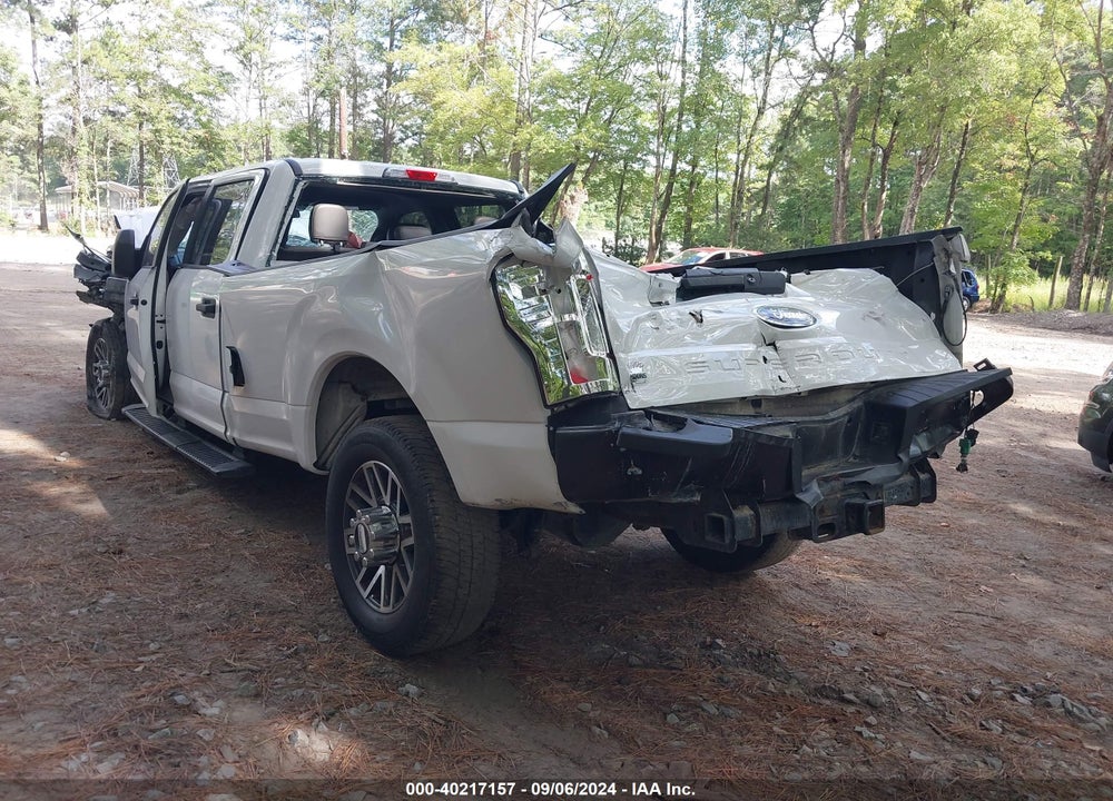 2017 FORD F-350 XL VIN: 1FT8W3BT8HED75577