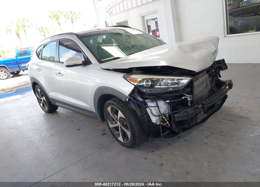 2016 HYUNDAI TUCSON LIMITED VIN: KM8J33A24GU063811
