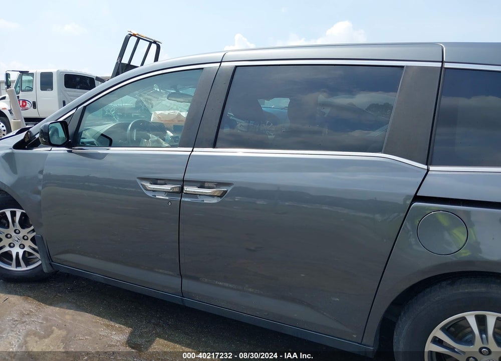 2013 HONDA ODYSSEY EX-L VIN: 5FNRL5H60DB018655