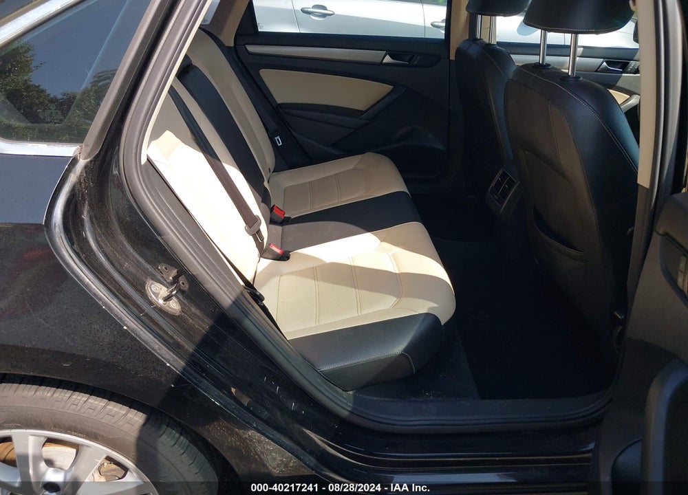 2014 VOLKSWAGEN PASSAT 2.0L TDI SE VIN: 1VWBN7A36EC029470