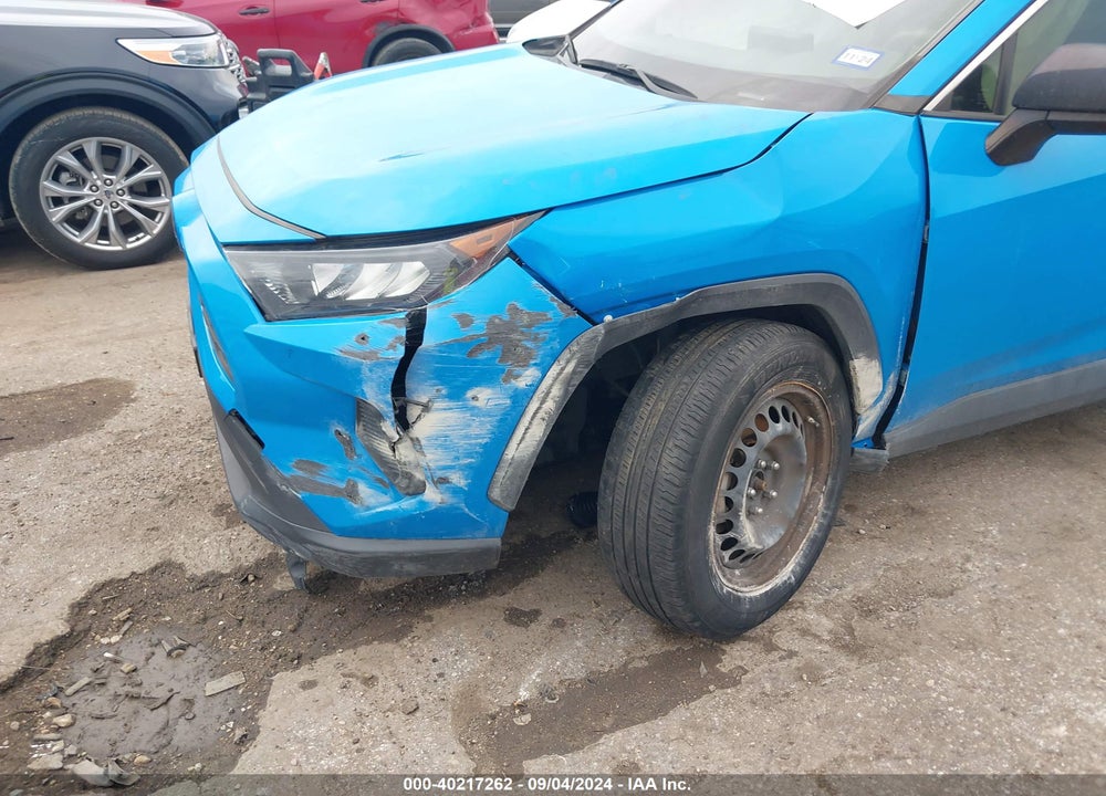2021 TOYOTA RAV4 LE VIN: JTMH1RFV6MD067739