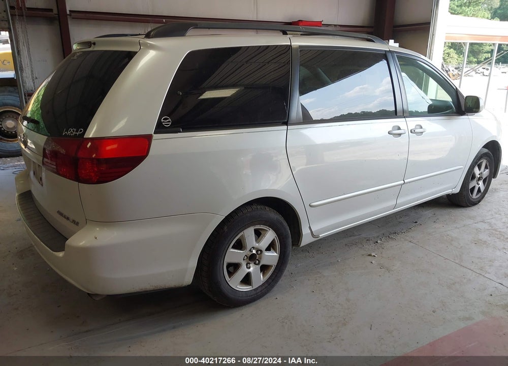 2004 TOYOTA SIENNA XLE VIN: 5TDZA22CX4S167489