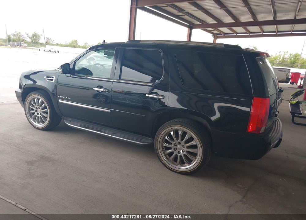 2011 CADILLAC ESCALADE STANDARD VIN: 1GYS3AEF0BR342060