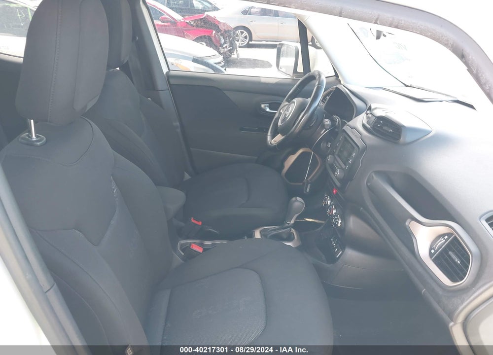 2016 JEEP RENEGADE LATITUDE VIN: ZACCJABT7GPE17739
