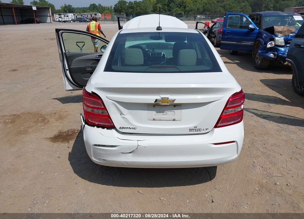 2017 CHEVROLET SONIC VIN: 1G1JD5SH5H4109348