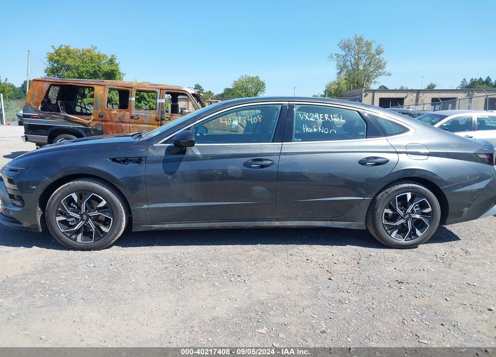 2024 HYUNDAI SONATA SEL VIN: KMHL64JA9RA401995
