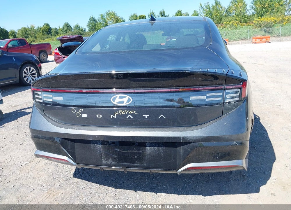2024 HYUNDAI SONATA SEL VIN: KMHL64JA9RA401995