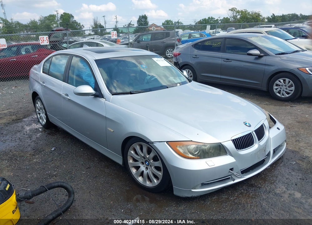 2008 BMW 335XI VIN: WBAVD53588A284057