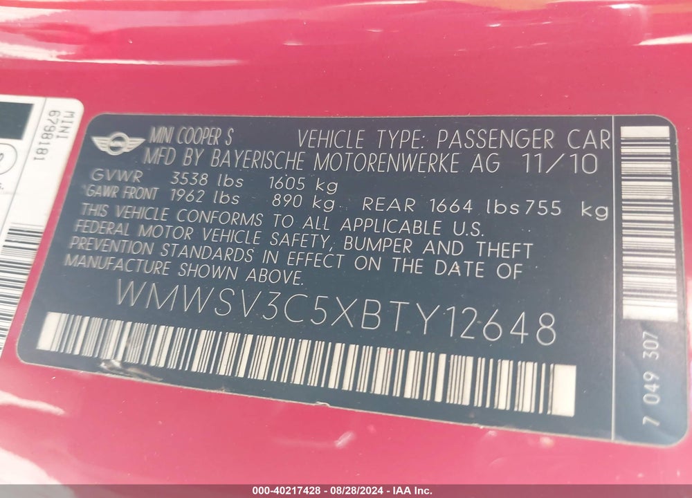 2011 MINI COOPER S VIN: WMWSV3C5XBTY12648