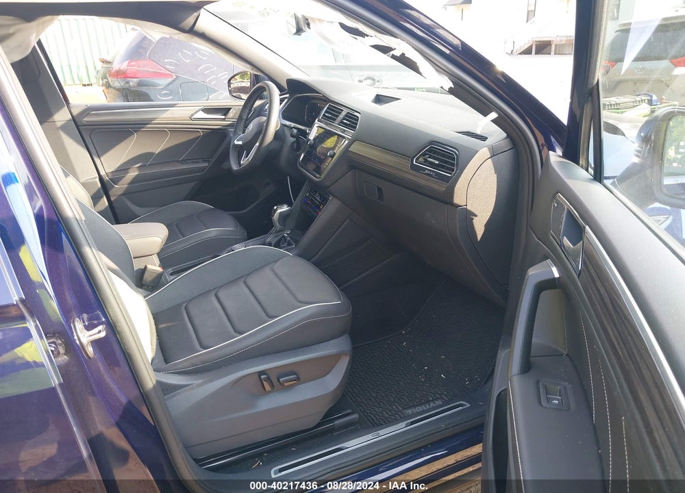 2023 VOLKSWAGEN TIGUAN 2.0T SEL R-LINE VIN: 3VV4B7AX8PM057796