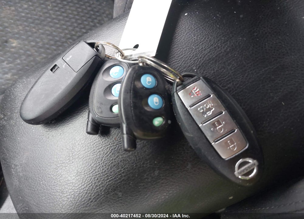 2015 NISSAN SENTRA SR VIN: 3N1AB7AP2FY328587