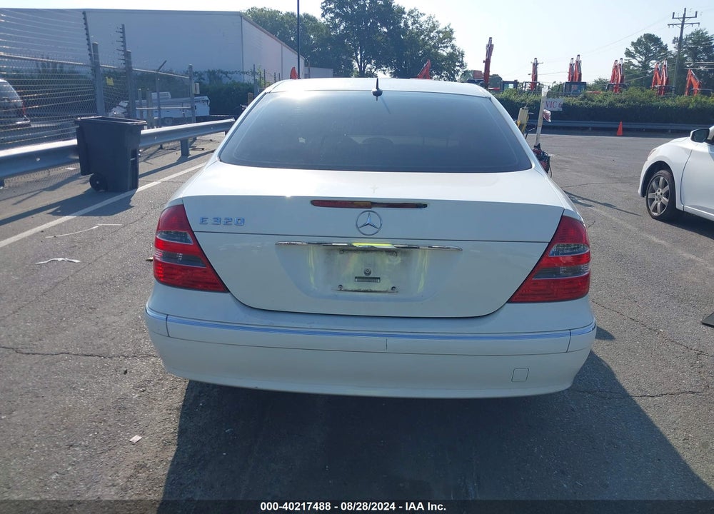 2003 MERCEDES-BENZ E 320 VIN: WDBUF65J23A224873