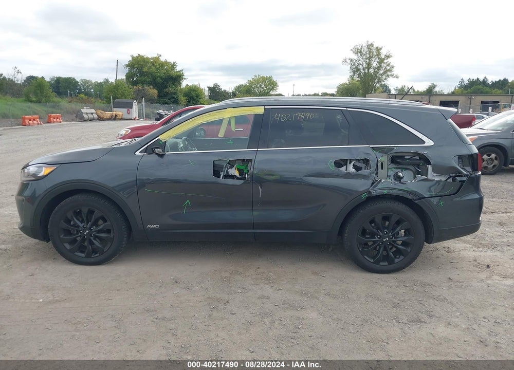 2020 KIA SORENTO 3.3L EX VIN: 5XYPHDA53LG710565