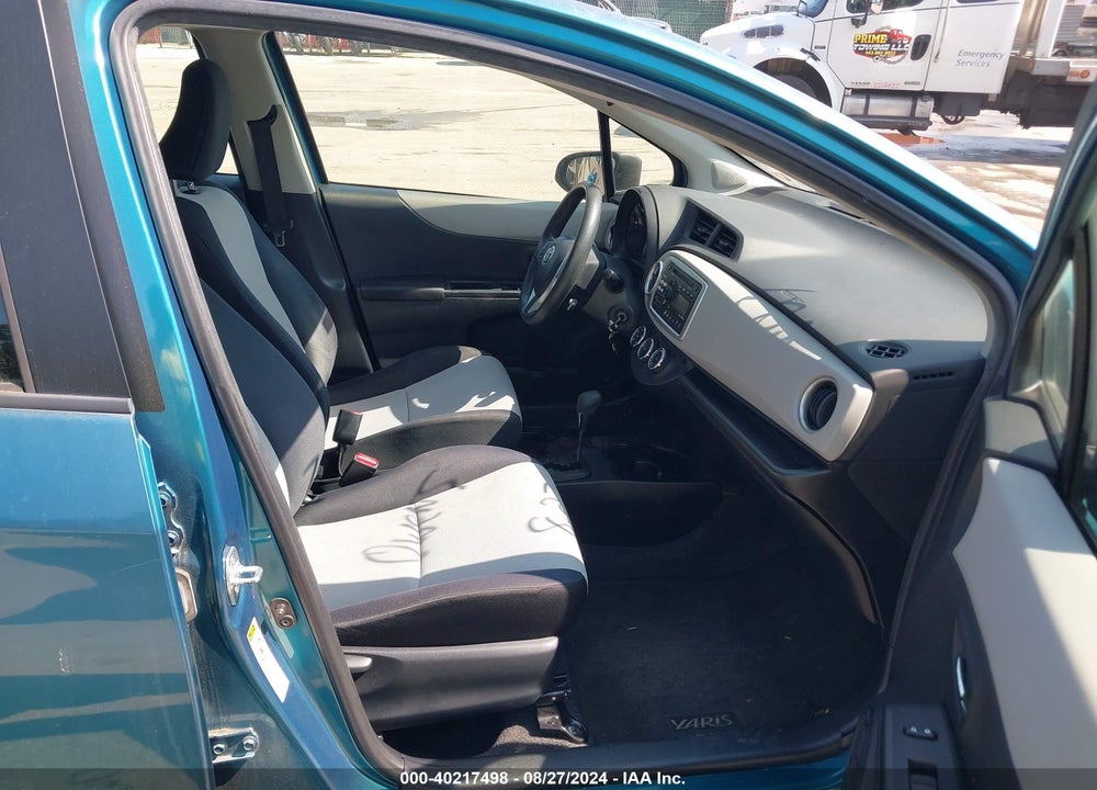 2013 TOYOTA YARIS LE VIN: JTDKTUD33DD561660