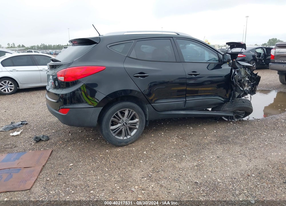 2015 HYUNDAI TUCSON SE VIN: KM8JU3AG2FU965042