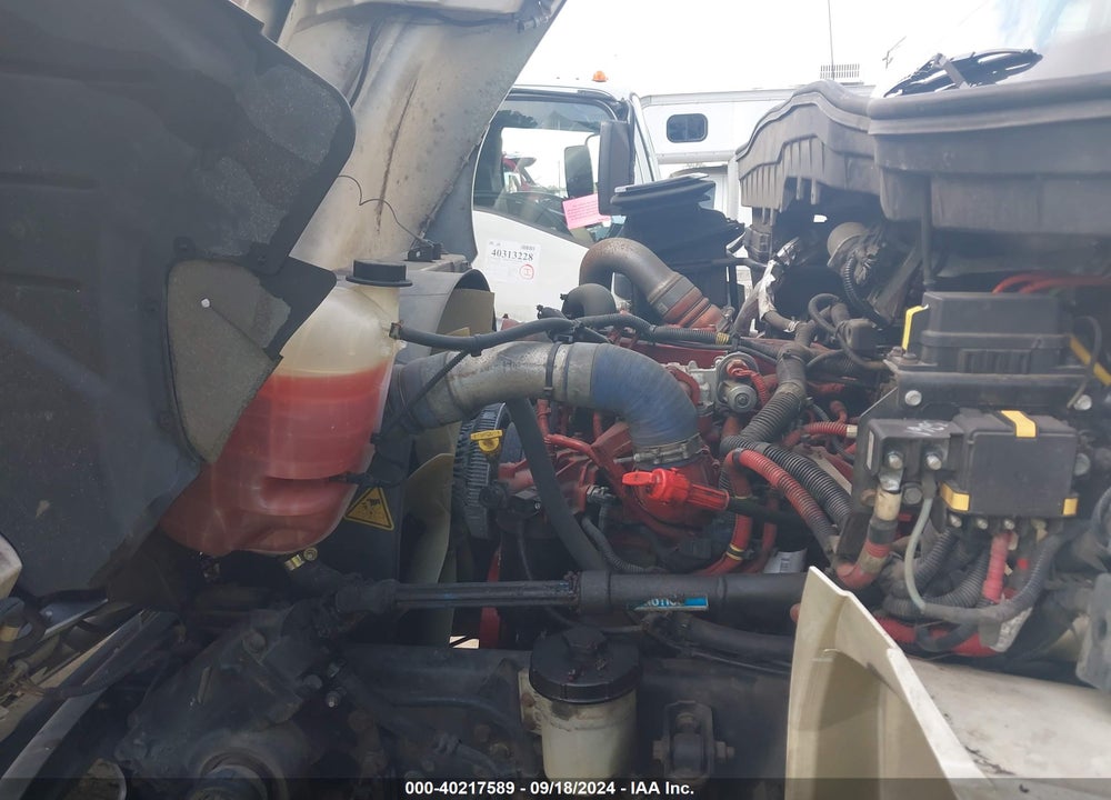 2018 INTERNATIONAL DURASTAR 4300 VIN: 1HTMMMML1JH100924
