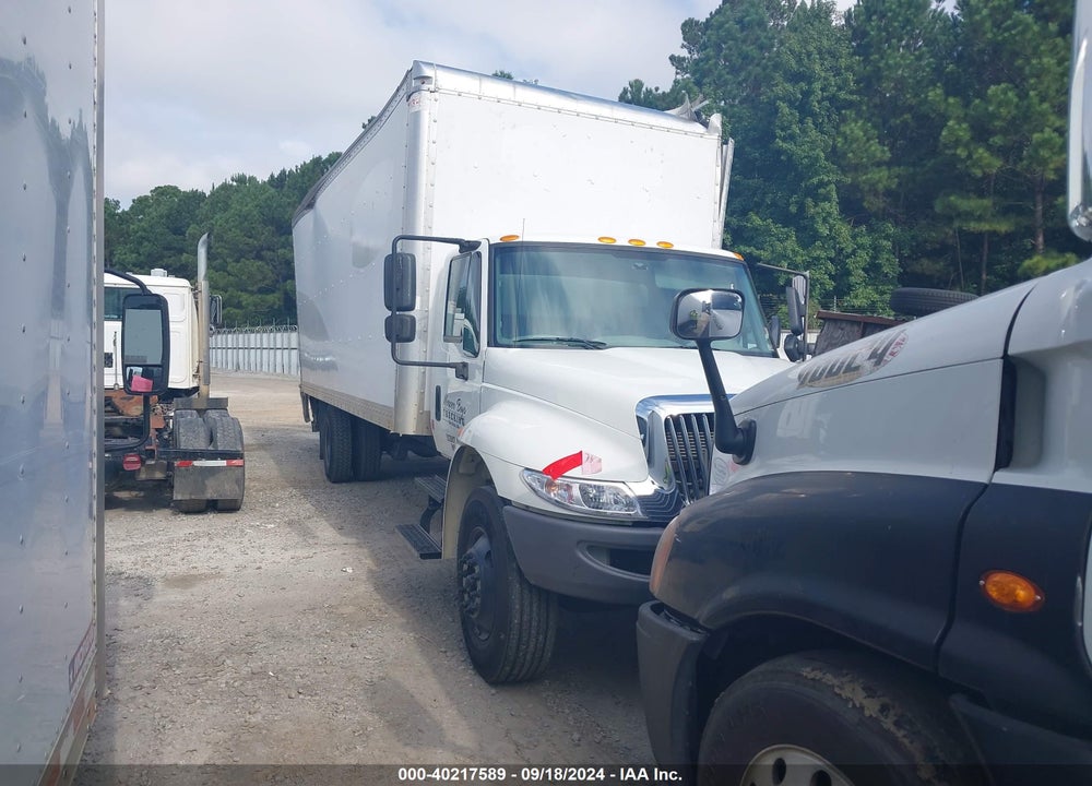 2018 INTERNATIONAL DURASTAR 4300 VIN: 1HTMMMML1JH100924