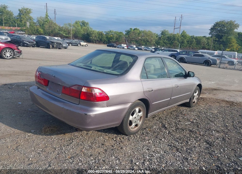 2000 HONDA ACCORD 2.3 EX VIN: JHMCG6670YC009743