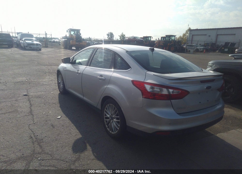 2013 FORD FOCUS TITANIUM VIN: 1FADP3J21DL226086
