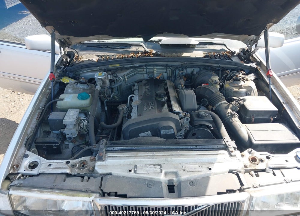 1998 VOLVO S90 VIN: YV1KS9608W1129888