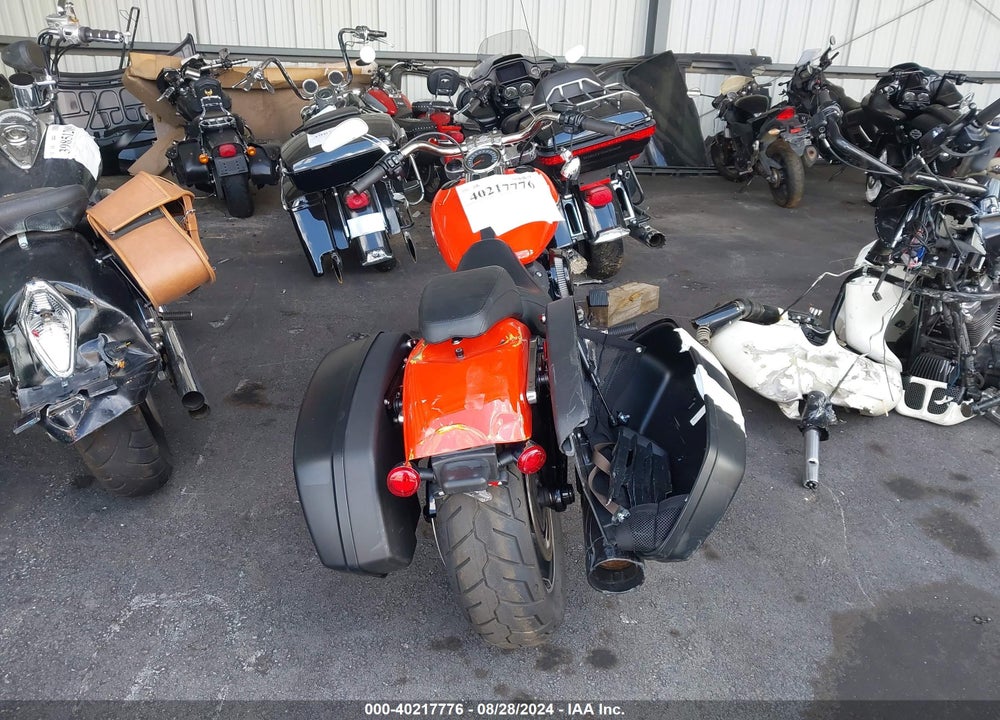 2020 HARLEY-DAVIDSON FLSB VIN: 1HD1YMJ17LB050591