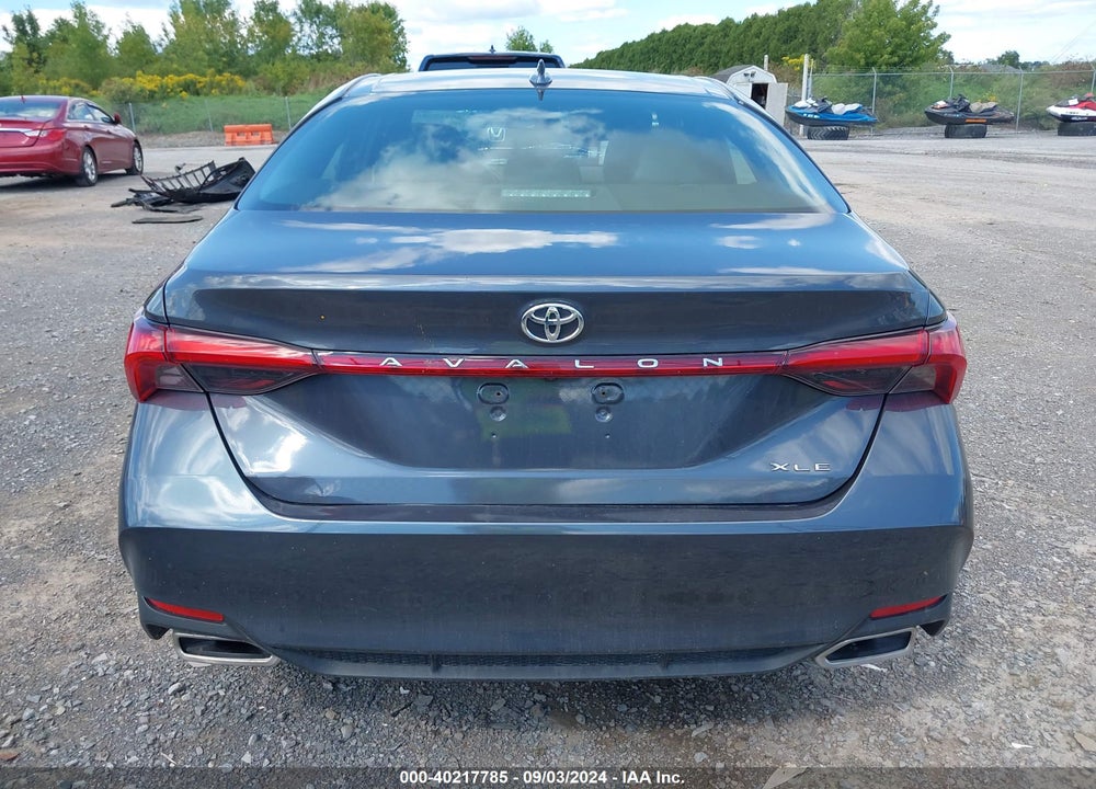 2022 TOYOTA AVALON XLE VIN: 4T1JZ1FB4NU075160