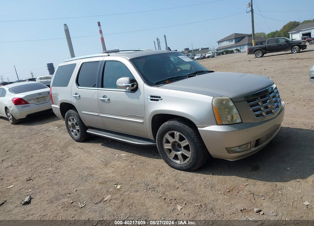 2008 CADILLAC ESCALADE STANDARD VIN: 1GYFK63838R179595