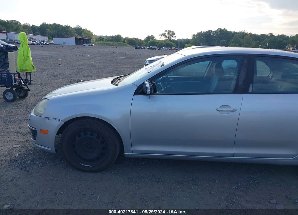 2008 VOLKSWAGEN JETTA S VIN: 3VWJM71K58M162228