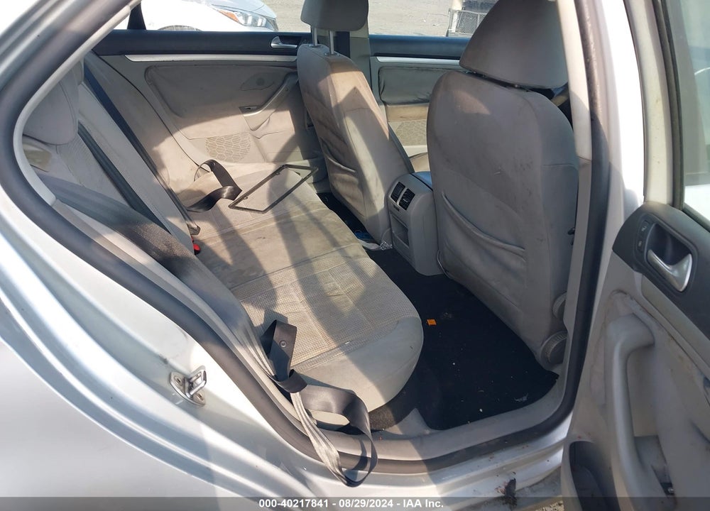 2008 VOLKSWAGEN JETTA S VIN: 3VWJM71K58M162228