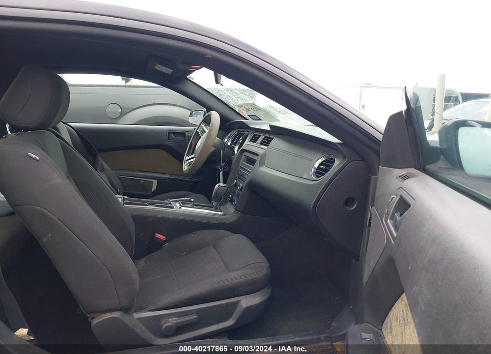 2013 FORD MUSTANG V6 VIN: 1ZVBP8AM4D5228707
