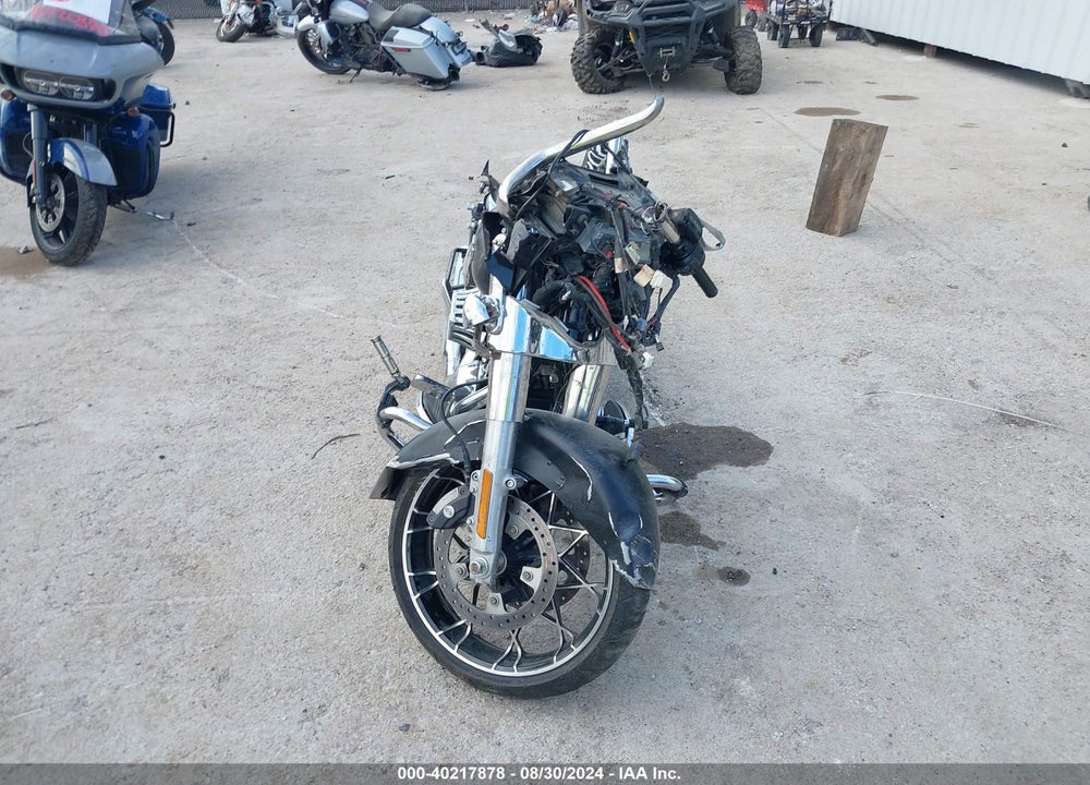 2022 HARLEY-DAVIDSON FLHXS VIN: 1HD1KRP19NB662817